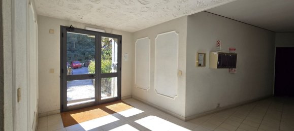 Квартира с 4 комнатами в Савона, Италия № 93082 7