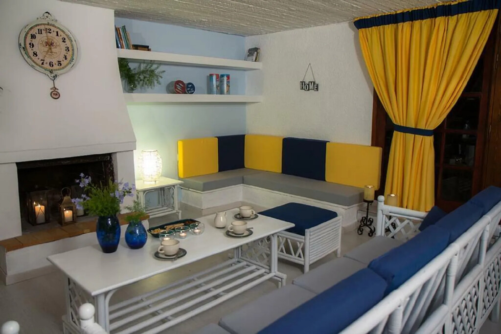 8 chambres propriété commerciale à vendre à Rafina, Rafina-Pikermi, East Attica, Attica, Greece № 105706