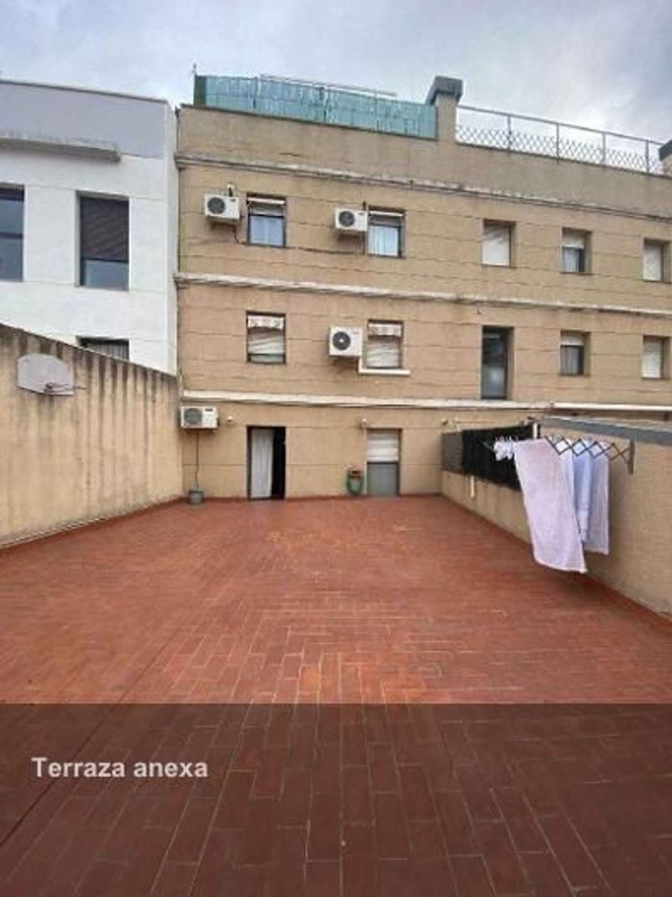 4 bedrooms Apartment in Reus, Spain No. 154597