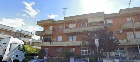 Studio in Castelfiorentino, Italy No. 279524 3
