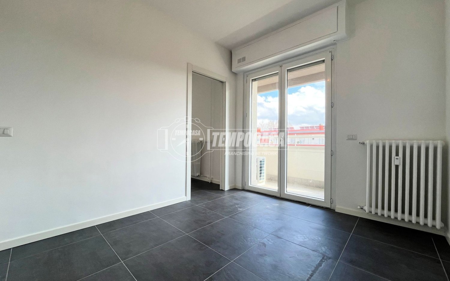 1 chambre Appartement à Milan, Italy No. 248315
