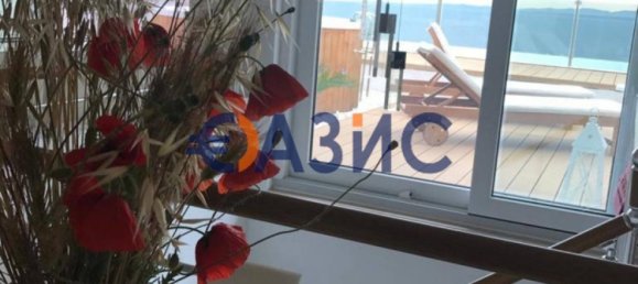 Квартира с 4 спальнями в Поморие, Болгария № 919 7