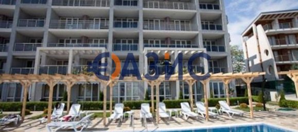 Квартира с 4 спальнями в Поморие, Болгария № 919 16