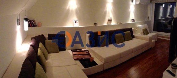 Квартира с 4 спальнями в Поморие, Болгария № 919 4