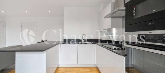 1 bedroom Apartment in Poplar, United Kingdom No. 4372 13