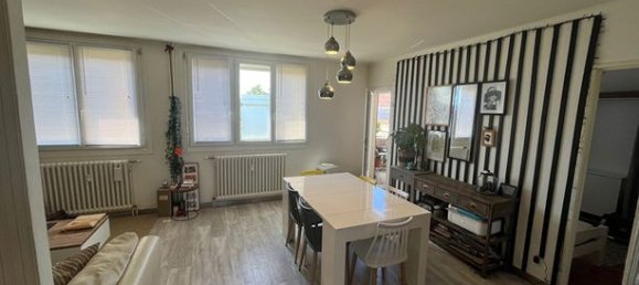 2 bedrooms Apartment in Besancon, France No. 353536 2