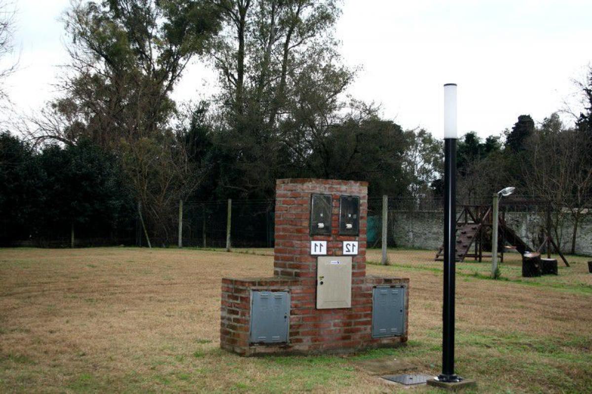  قطعة أرض في Ituzaingo, Argentina رقم 48669