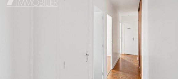 3 bedrooms Apartment in Bois-d'Arcy, France No. 296054 5