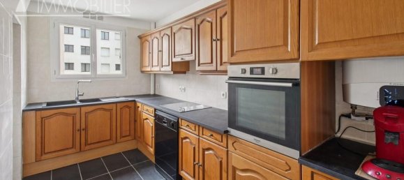 3 bedrooms Apartment in Bois-d'Arcy, France No. 296054 4