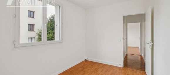 3 bedrooms Apartment in Bois-d'Arcy, France No. 296054 9