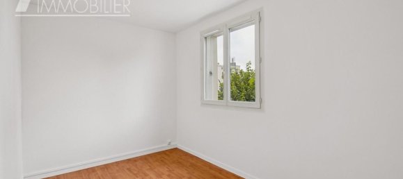 3 bedrooms Apartment in Bois-d'Arcy, France No. 296054 8