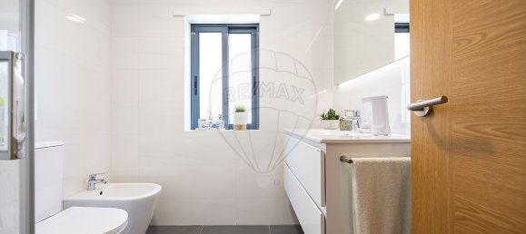 5 غرف نوم منزل في Almada, Portugal رقم 16147 12