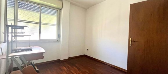 3 Schlafzimmer Wohnung in Pontedera, Italy, Nr. 201945 23