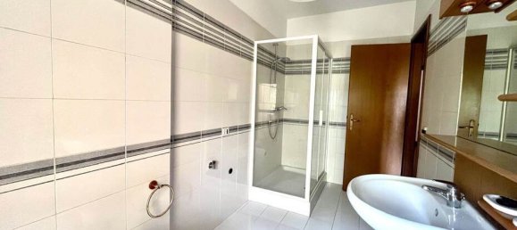 3 Schlafzimmer Wohnung in Pontedera, Italy, Nr. 201945 11