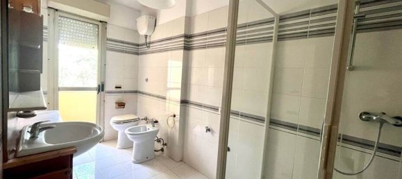 3 Schlafzimmer Wohnung in Pontedera, Italy, Nr. 201945 9