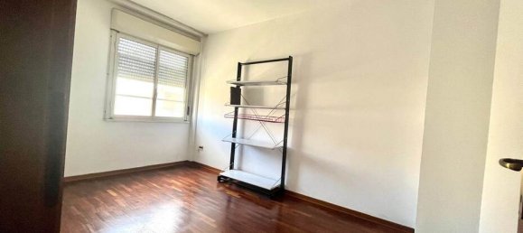 3 Schlafzimmer Wohnung in Pontedera, Italy, Nr. 201945 13