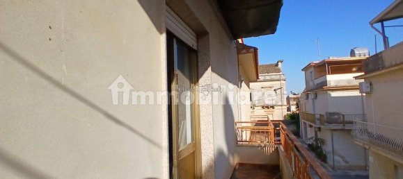 Дом с 4 спальнями в Розолини, Италия № 352789 18