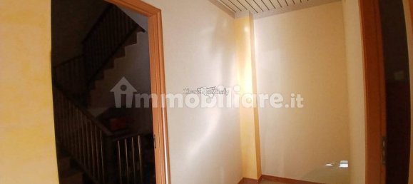 Дом с 4 спальнями в Розолини, Италия № 352789 8