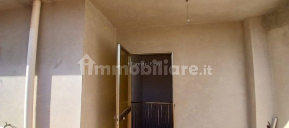 Дом с 4 спальнями в Розолини, Италия № 352789 22