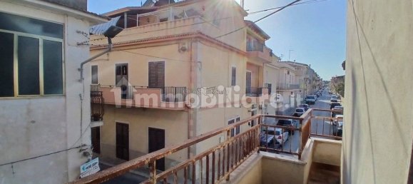 Дом с 4 спальнями в Розолини, Италия № 352789 19