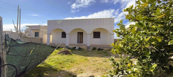 2 غرف نوم فيلا في Gagliano del Capo, Italy رقم 34654 32