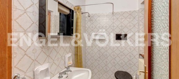 Дом с 8 комнатами в Кремия, Италия № 106339 19