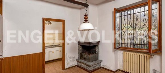 Дом с 8 комнатами в Кремия, Италия № 106339 27