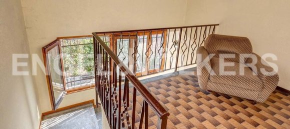 Дом с 8 комнатами в Кремия, Италия № 106339 26