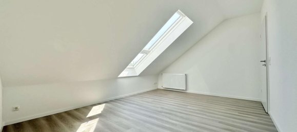 3غرفة شقة في Salzlandkreis, Germany رقم 224227 8