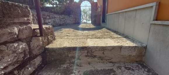 10-Zimmer Villa in San Lupo, Italy, Nr. 127971 12