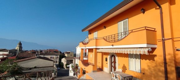 10-Zimmer Villa in San Lupo, Italy, Nr. 127971 2