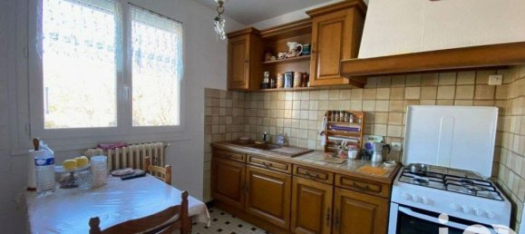 3 bedrooms House in Salbris, France No. 249653 8