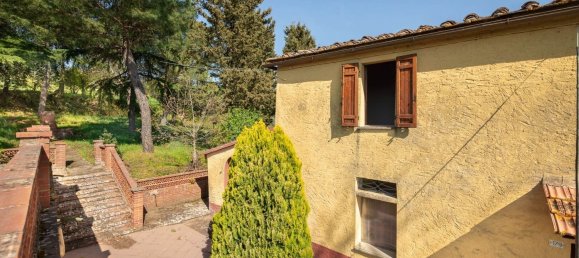 9 rooms House in Sinalunga, Italy No. 55809 37