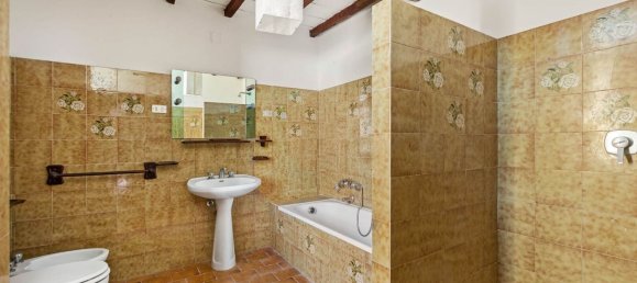 9 rooms House in Sinalunga, Italy No. 55809 9