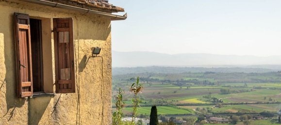 9 rooms House in Sinalunga, Italy No. 55809 4