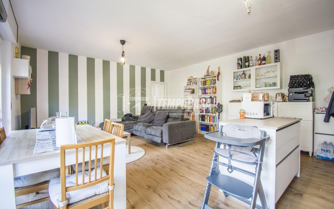 Apartamento de 3 habitaciónes en Arco, Italy No. 237381