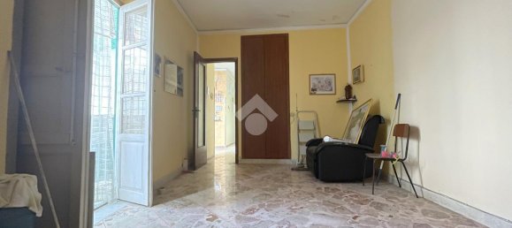3 rooms Apartment in Palermo, Italy No. 137272 10