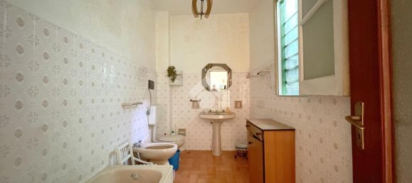 3 rooms Apartment in Palermo, Italy No. 137272 17