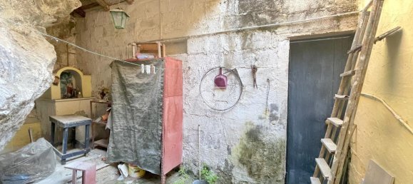 3 rooms Apartment in Palermo, Italy No. 137272 13