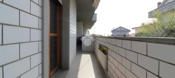 5 bedrooms Apartment in Pescara, Italy No. 148713 21