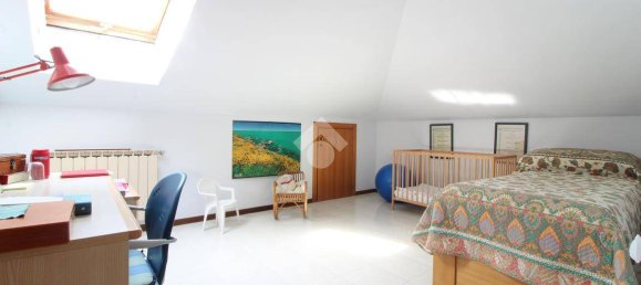 5 bedrooms Apartment in Pescara, Italy No. 148713 17