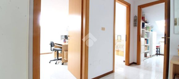 5 bedrooms Apartment in Pescara, Italy No. 148713 15