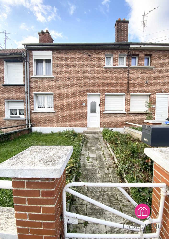 Casa de 3 dormitorios en Marquette-en-Ostrevant, France No. 159785