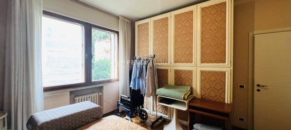 3 bedrooms Apartment in Padua, Italy No. 270917 10