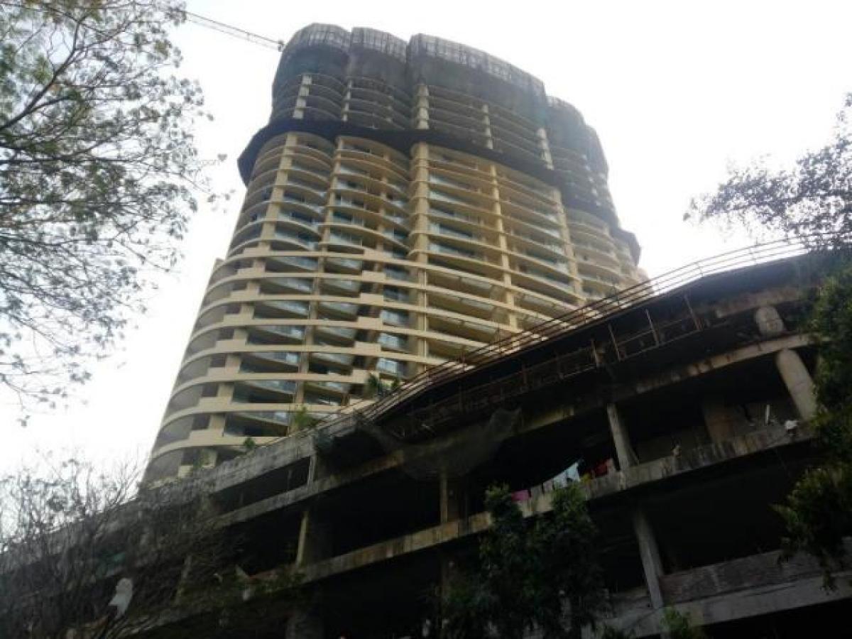 6 bedrooms House in Mumbai, India No. 6547