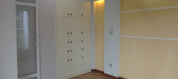 5 bedrooms House in Tay Ho, Vietnam No. 4565 3