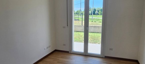 4 rooms Apartment in Villafranca Padovana, Italy No. 260050 8