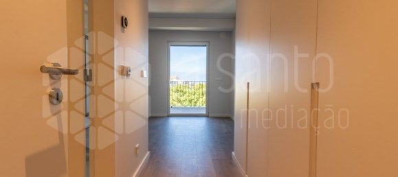 4 bedrooms Apartment in Cascais, Portugal No. 101300 8