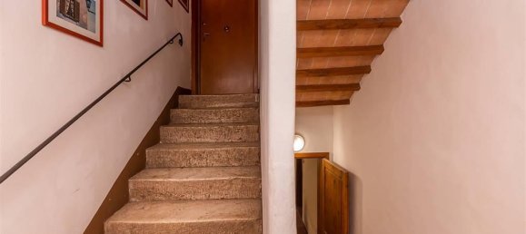 13 rooms House in Siena, Italy No. 111104 17