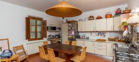13 rooms House in Siena, Italy No. 111104 10